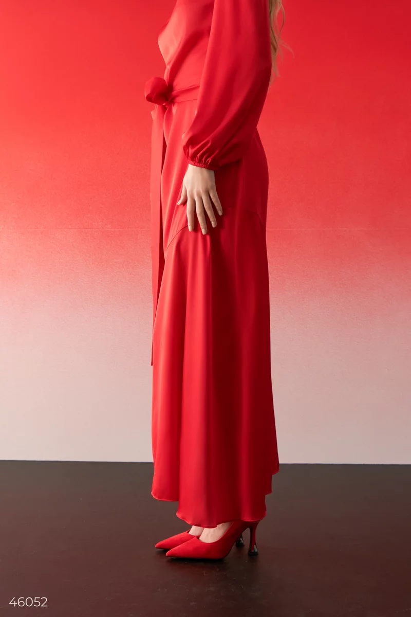 Red silk dress with lantern sleeves photo 4