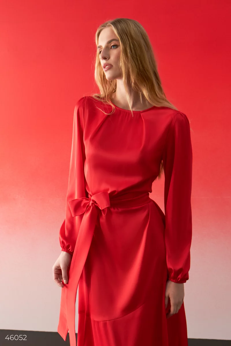 Red silk dress with lantern sleeves photo 5