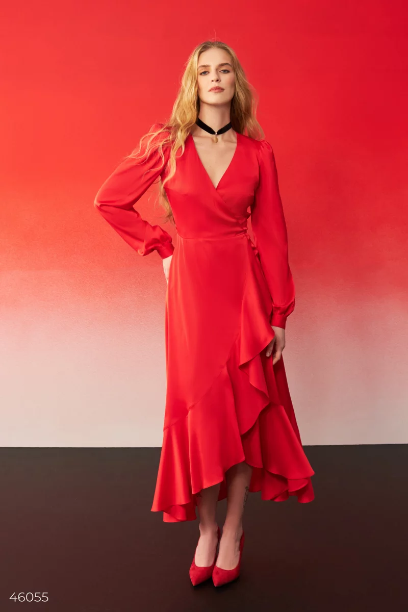 Red maxi dress on the scent photo 1