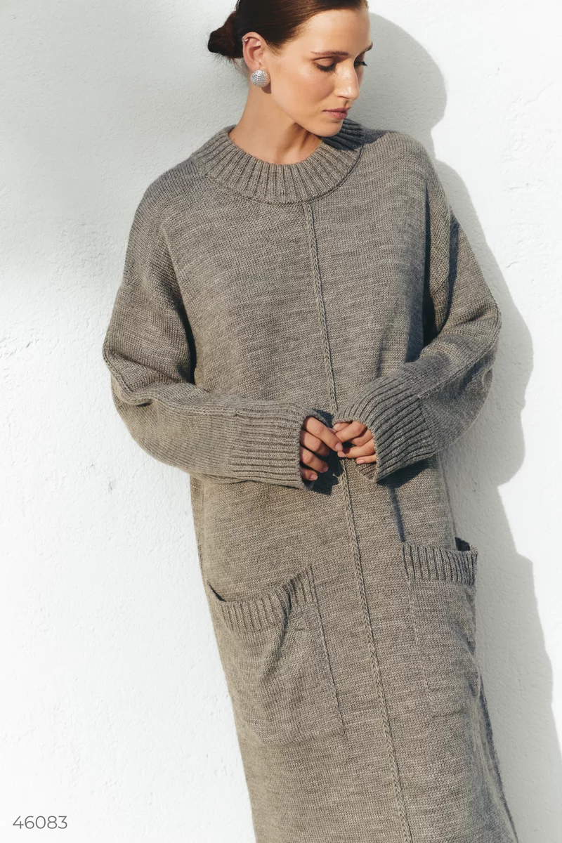 Gray knitted dress with patch pockets photo 2