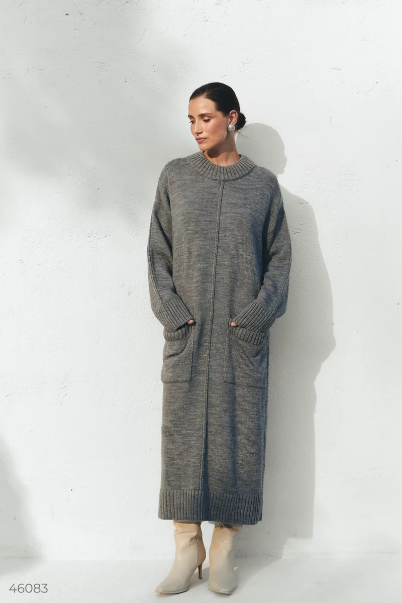 Gray knitted dress with patch pockets photo 3