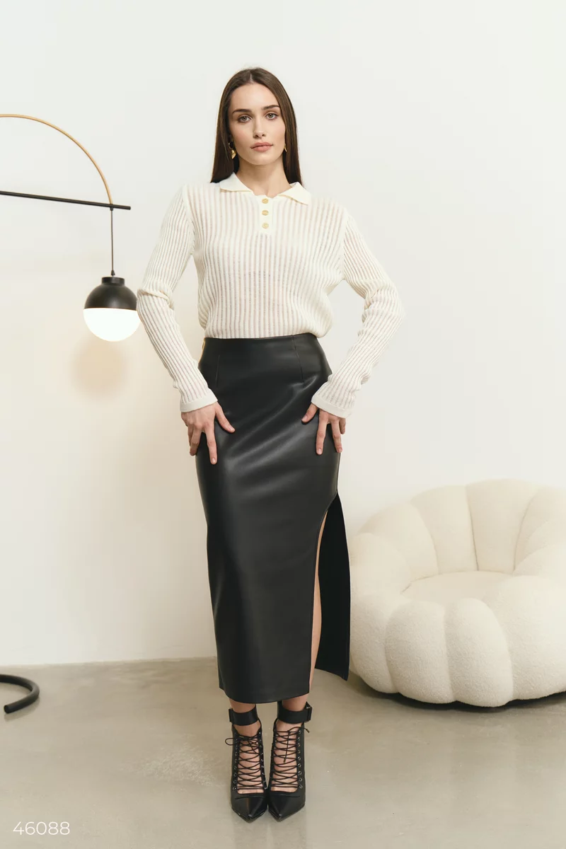 Leather maxi skirt with slit photo 2