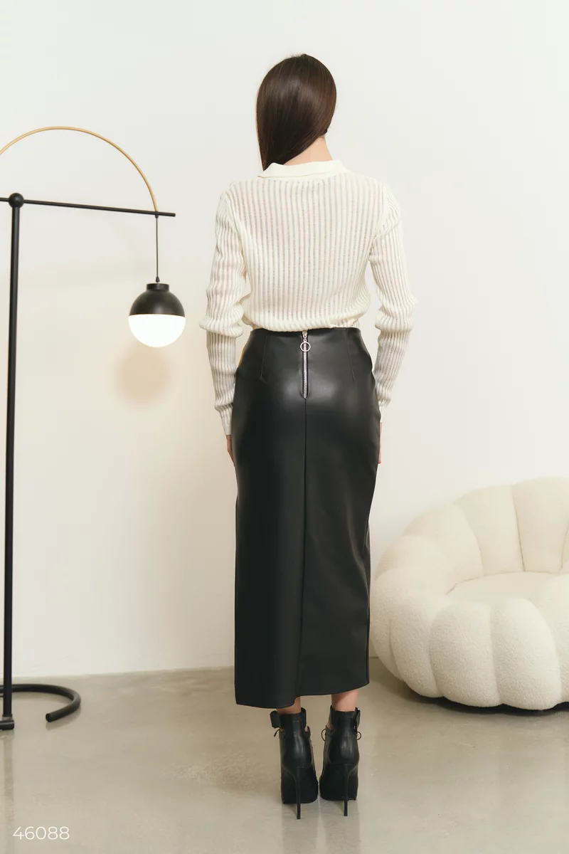 Leather maxi skirt with slit photo 5