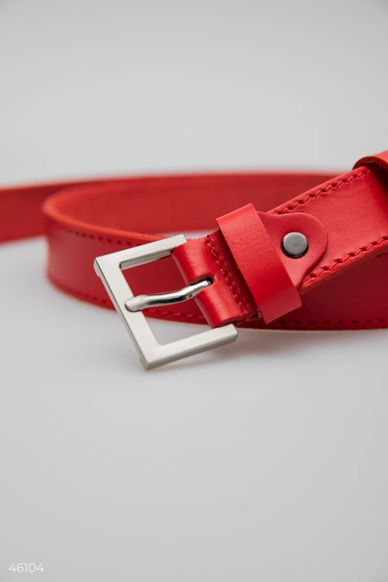 Red belt made of genuine leather photo 2