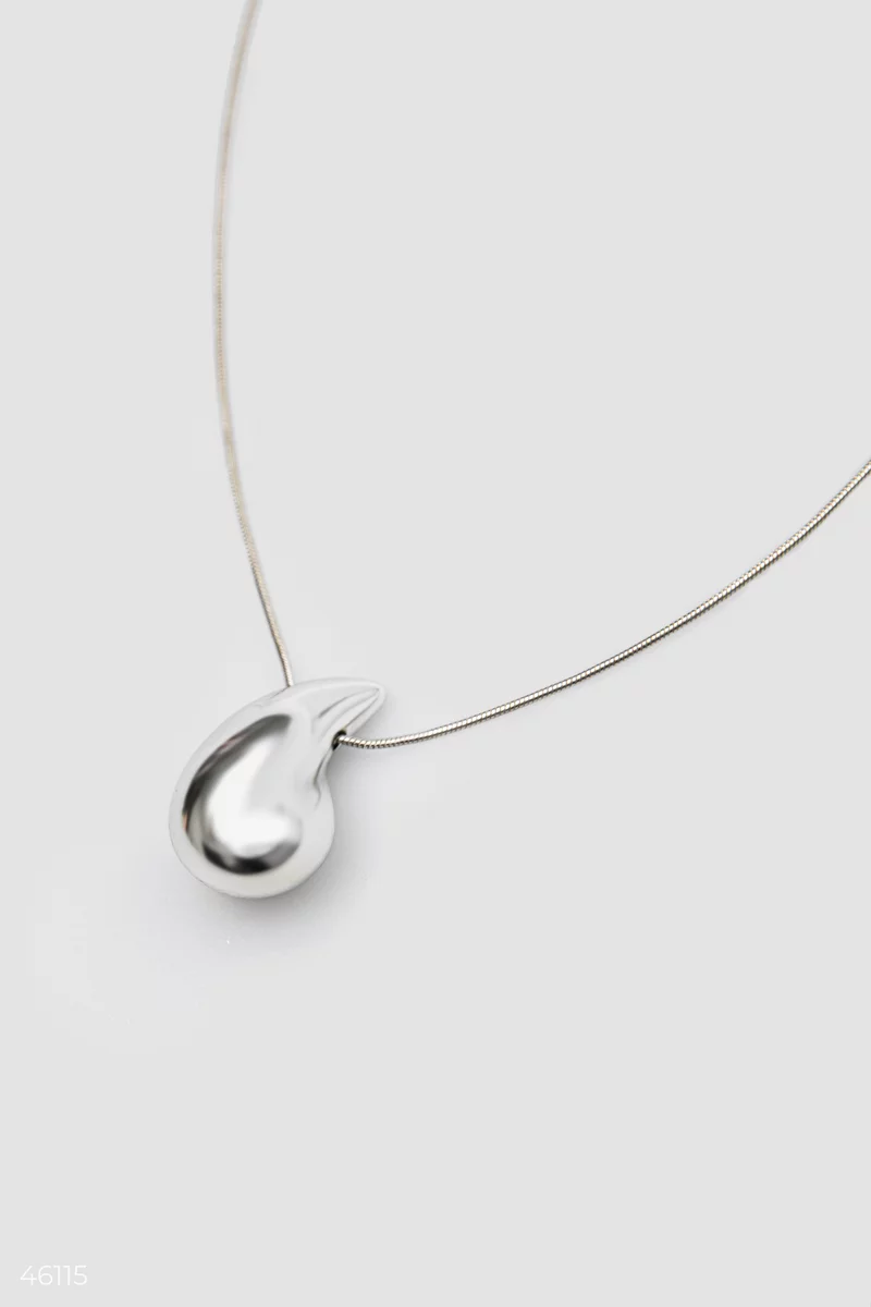 Silver chain with a drop pendant photo 2