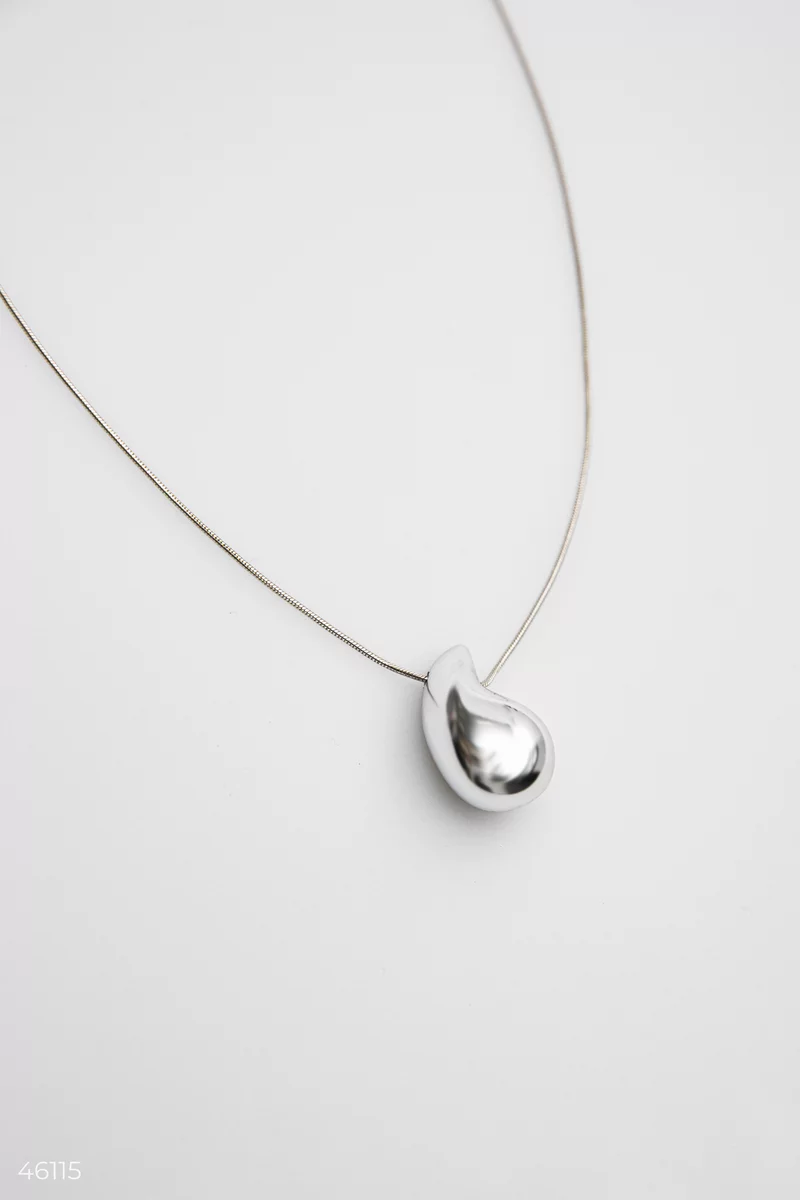 Silver chain with a drop pendant photo 4