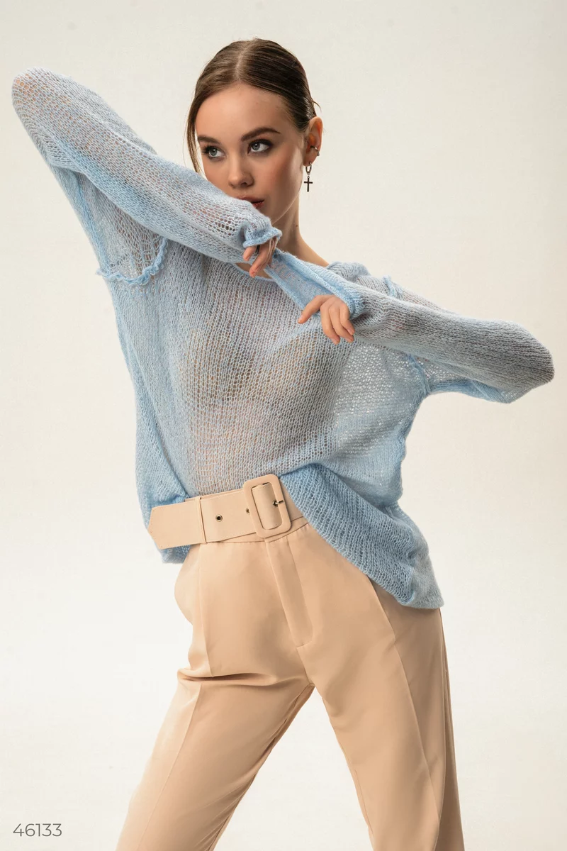 Blue sweater made of textured knitted fabric photo 2