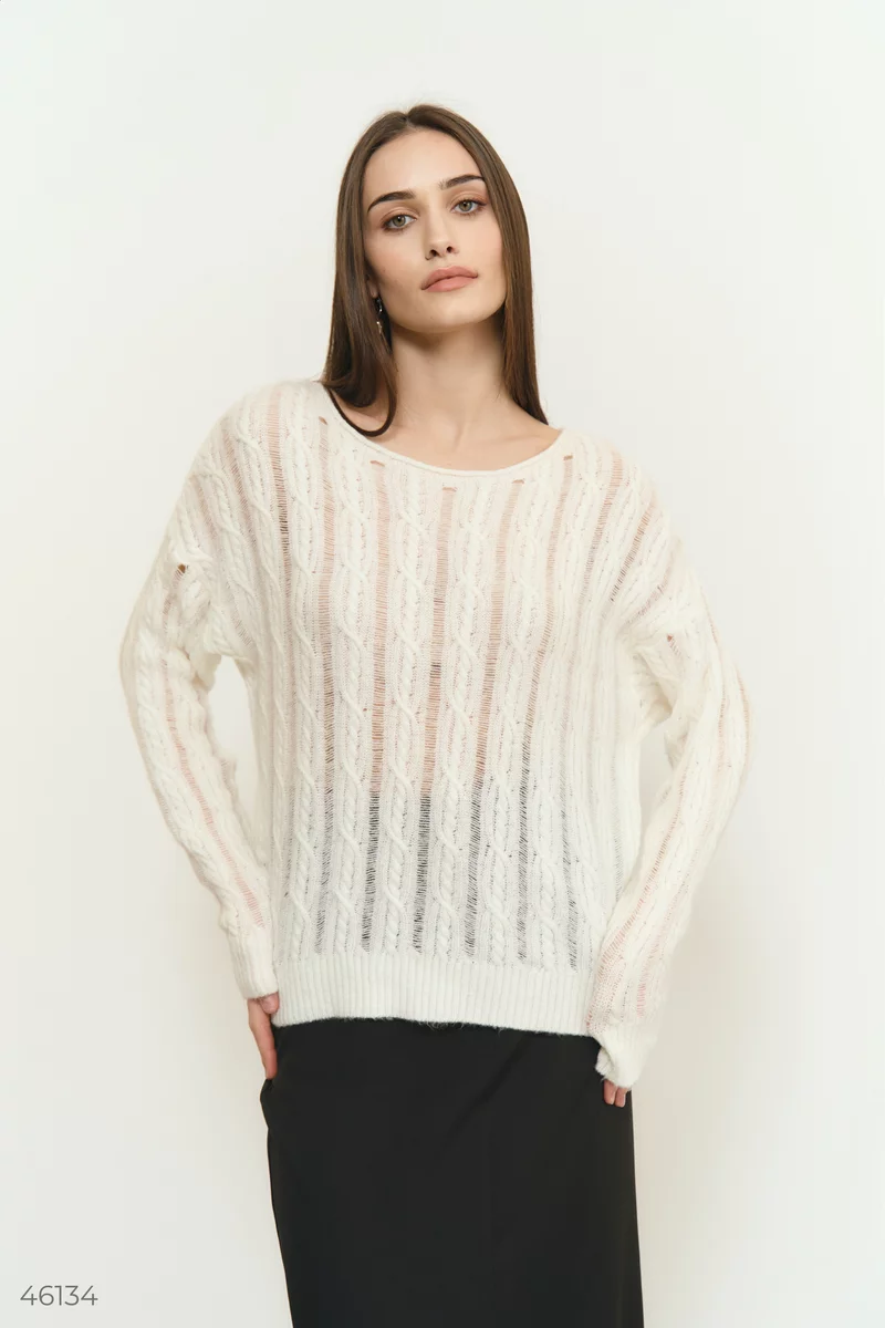Молочный свитер из вязаного фактурного трикотажа фотография 4