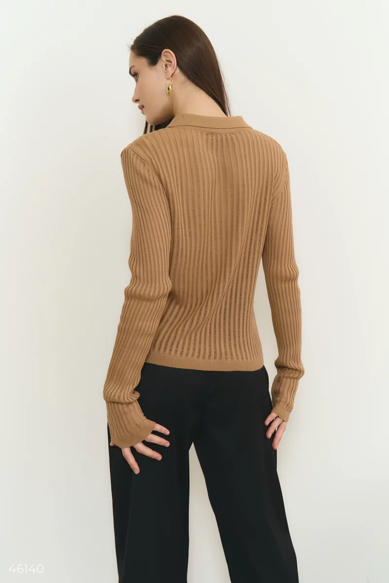 Beige knitted longsleeve with a collar photo 5