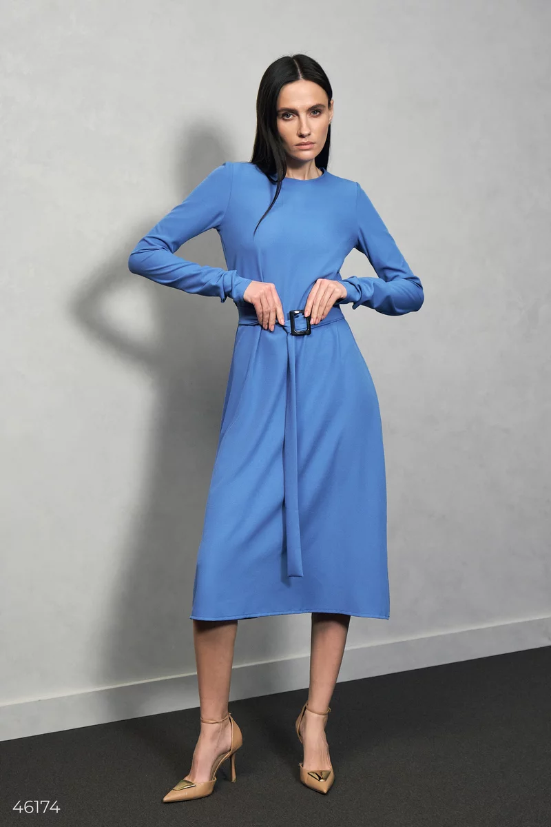 Blue midi dress with a belt photo 2