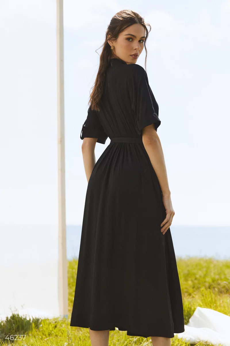Черное платье миди из батиста фотография 5