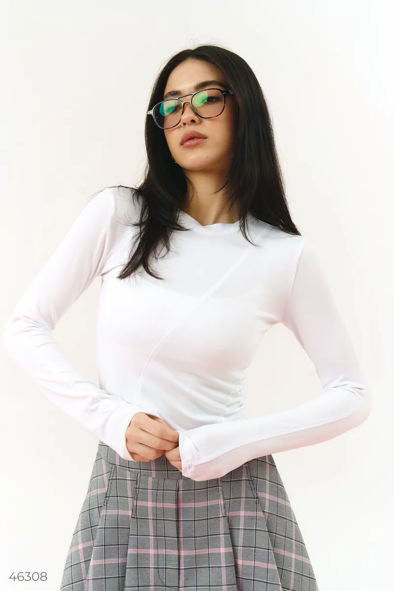 White longsleeve with diagonal lines photo 2