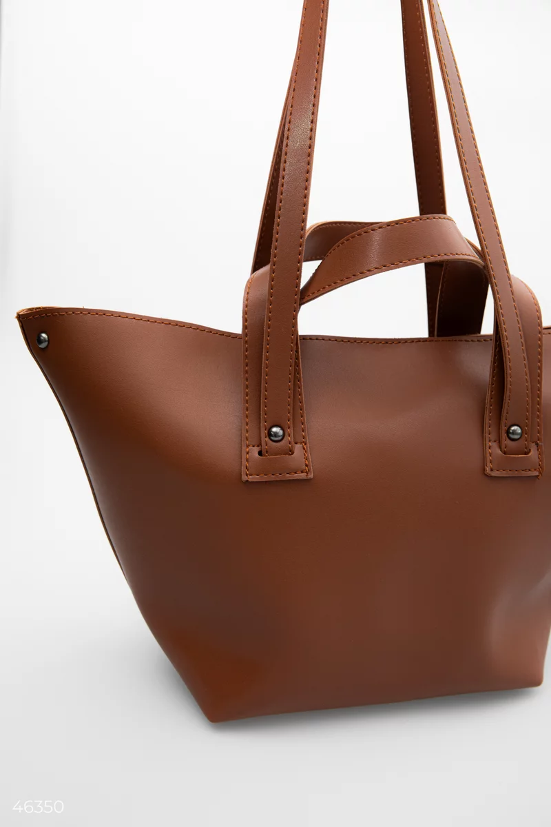 Trapeze bag made of camel color eco-leather photo 4