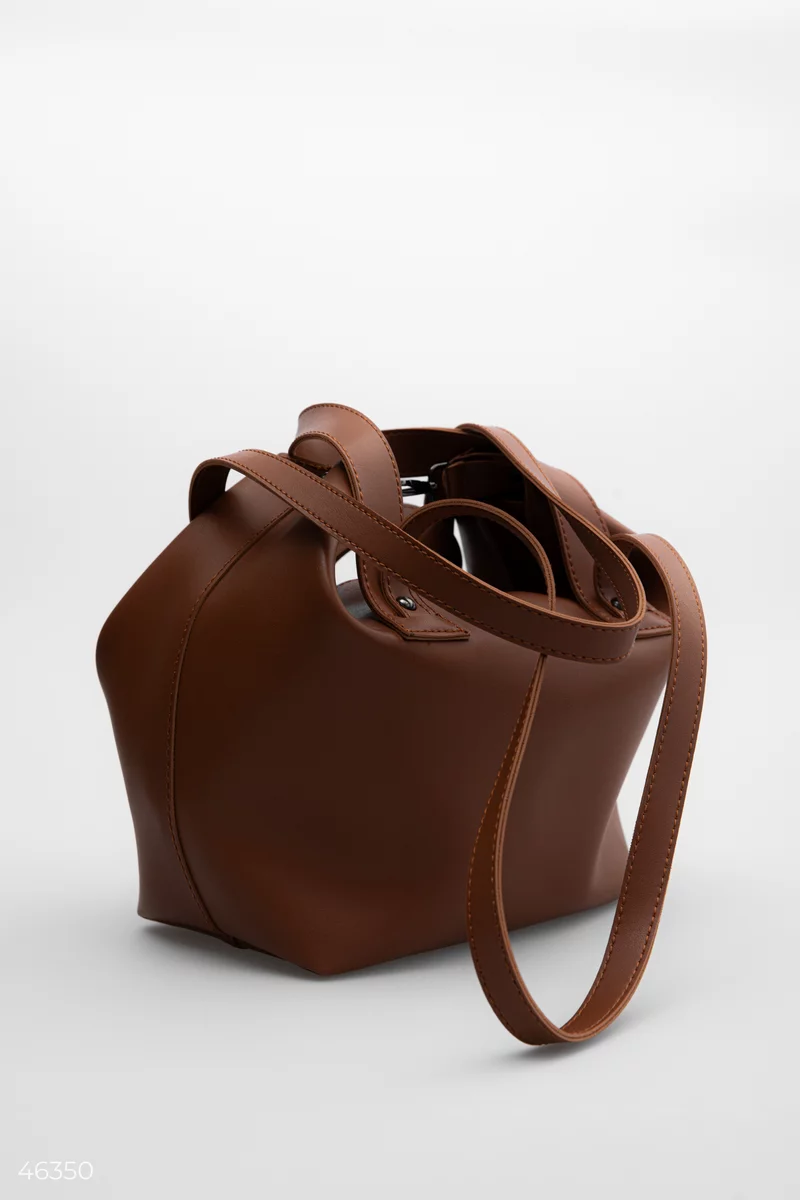 Trapeze bag made of camel color eco-leather photo 5