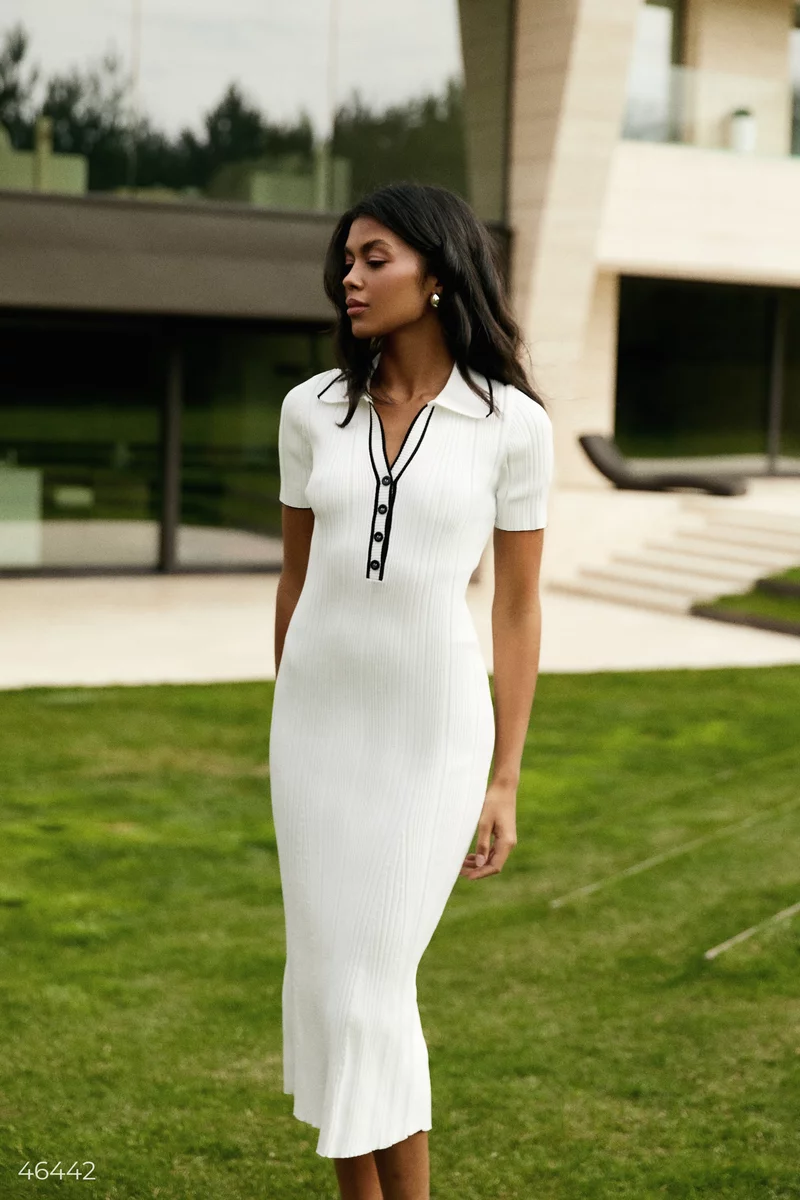 Milk knitted dress with contrasting inserts photo 2