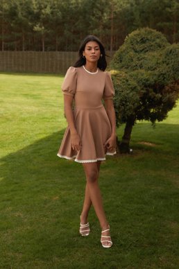 Beige mini dress with contrasting lace photo 2