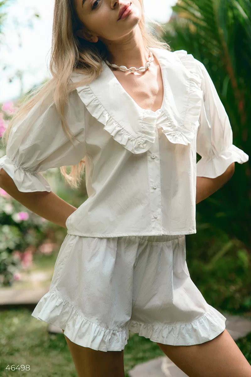 Cotton summer blouse with puff sleeves photo 2