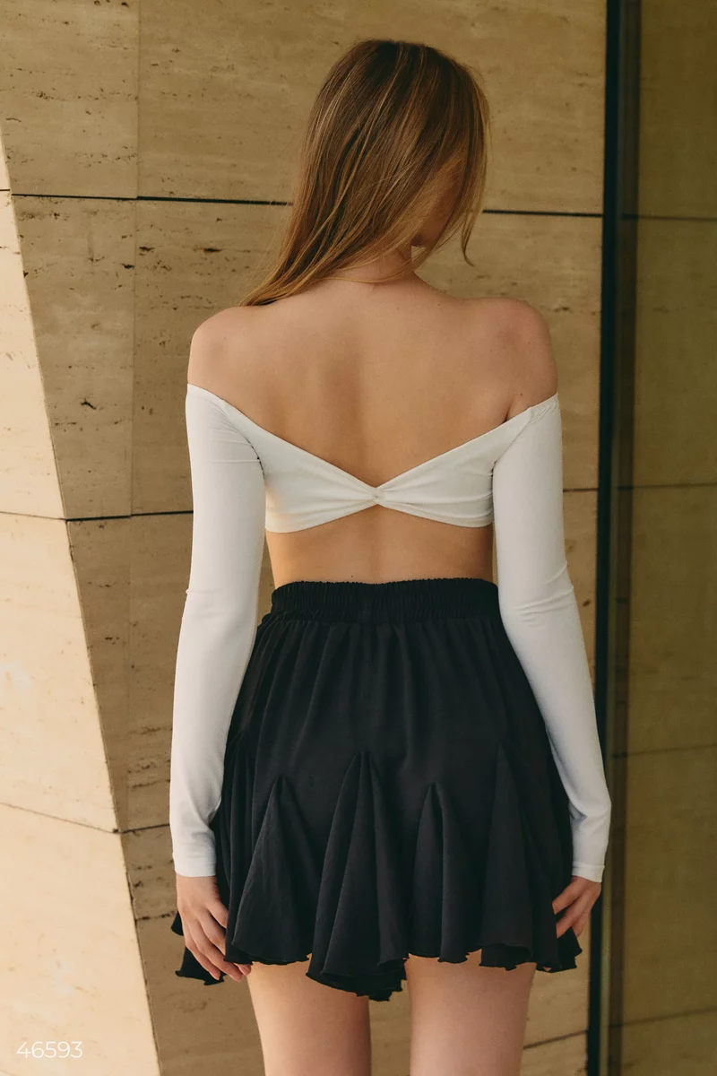 Black mini skirt with wedges photo 5