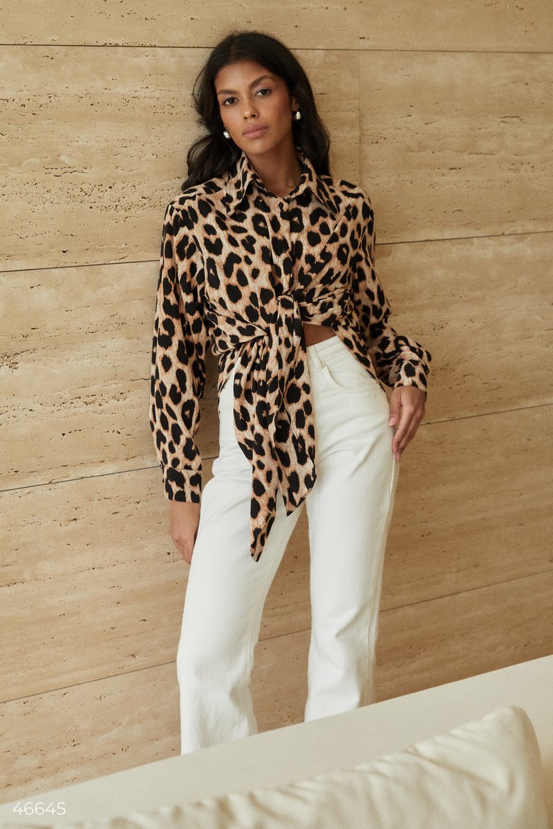 

Блуза з леопардовим принтом