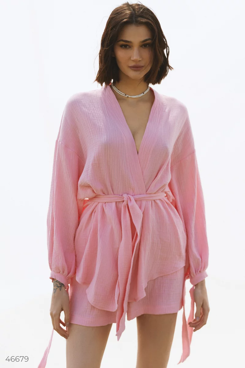 Розовый муслиновый костюм-кимоно с поясом фотография 1
