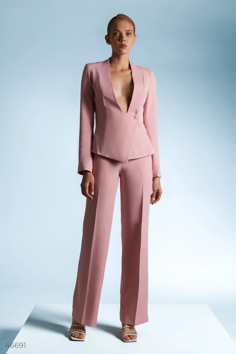 Pink suit with jacket and pants photo 4