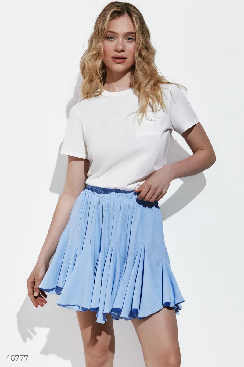Голубая юбка мини с клиньями фотография 1