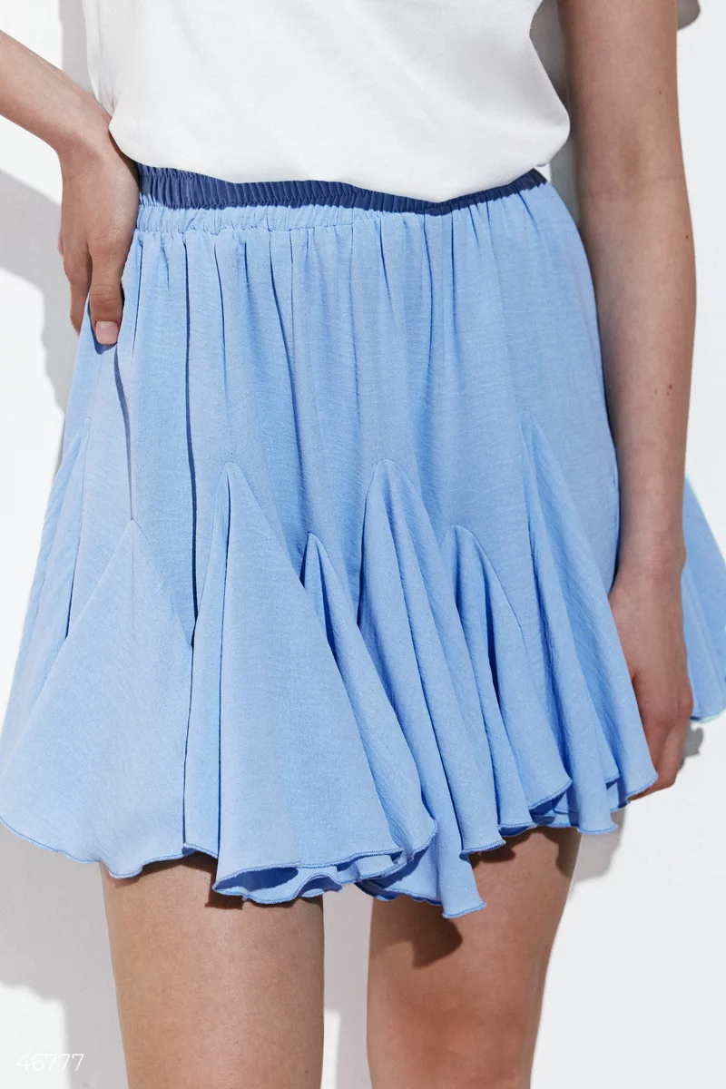 Голубая юбка мини с клиньями фотография 4