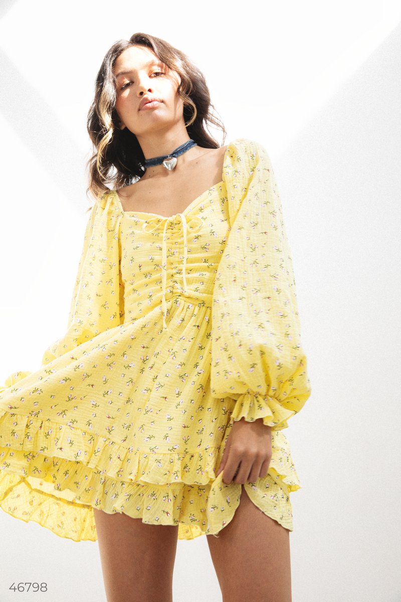 

Жовта муслінова сукня міні з рюшами