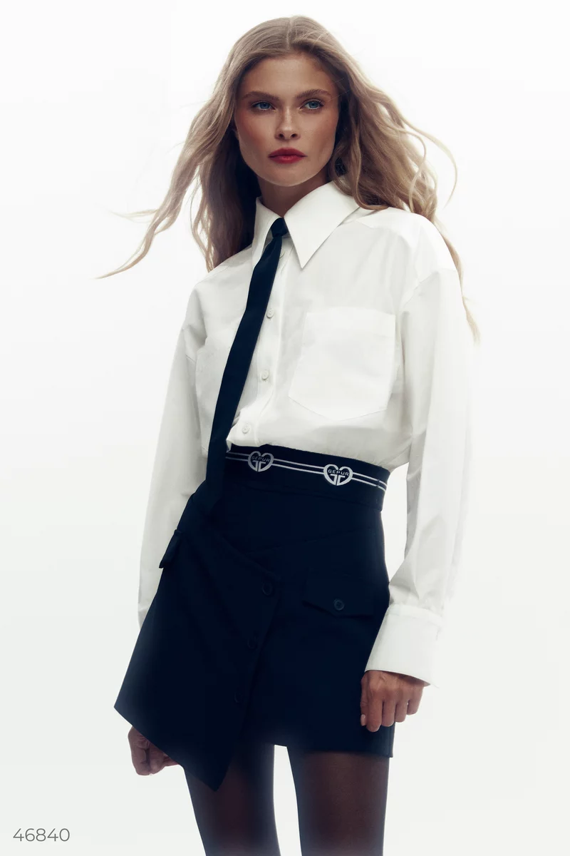 Crop shirt with tie and elastic belt photo 1