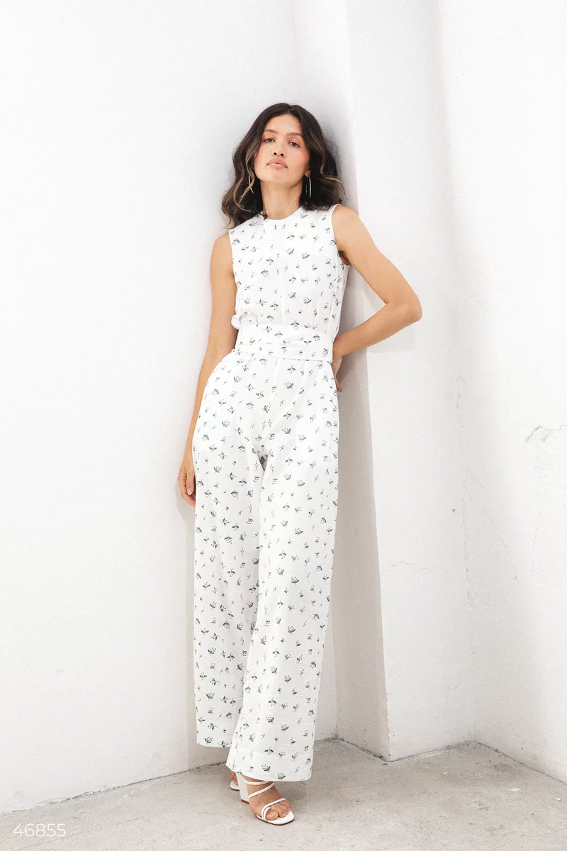 White jumpsuit with floral print photo 2
