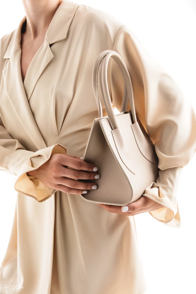 Beige bag made of eco-leather with a removable strap photo 1