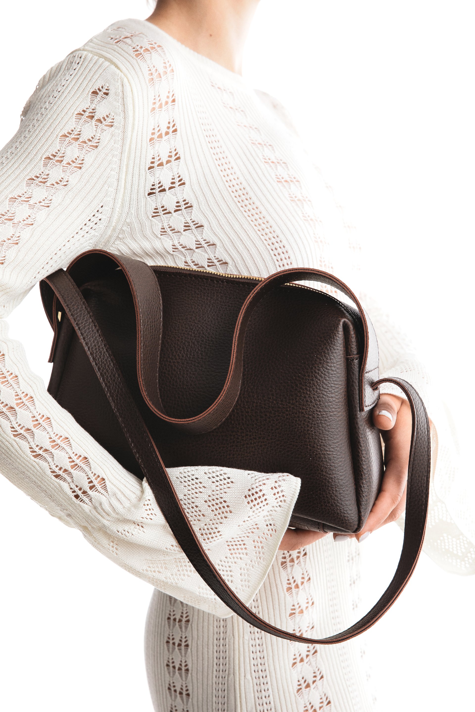 【GENERAL IDEA】Eco-Leather Cracked バゲットバック 9107922-91377-b_eCom.png