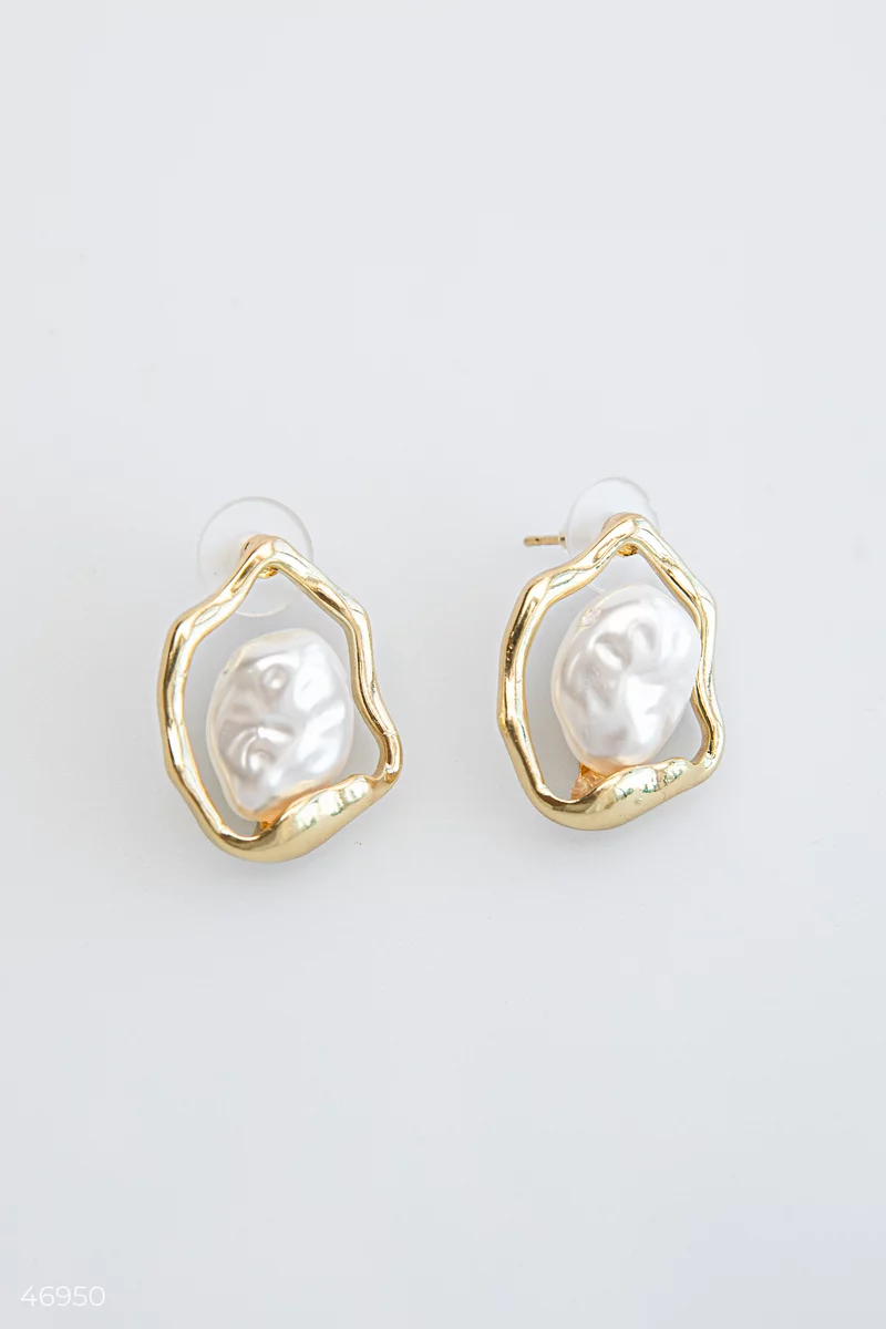 Golden earrings with a mother-of-pearl insert photo 2