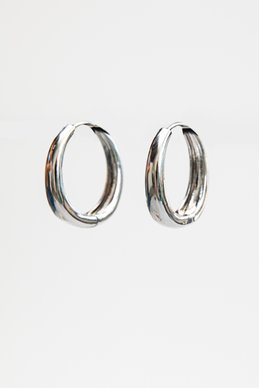 Oval golden earrings photo 2