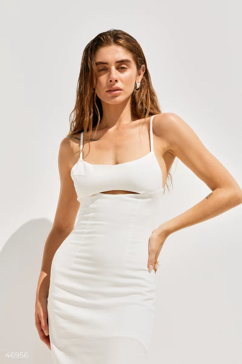 Молочна лляна сукня міді з розрізом фотографія 4