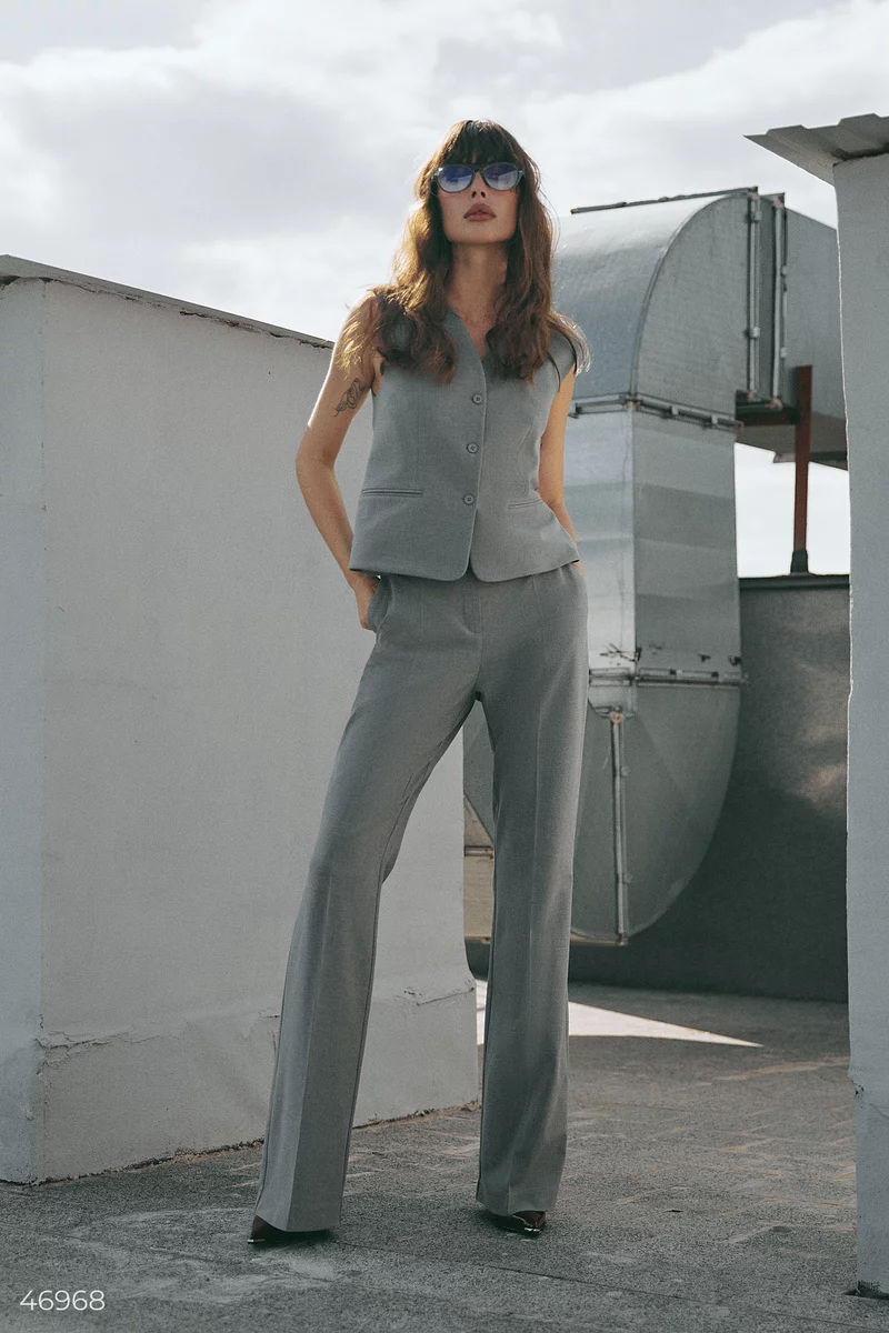 Gray trousers with a double belt photo 3