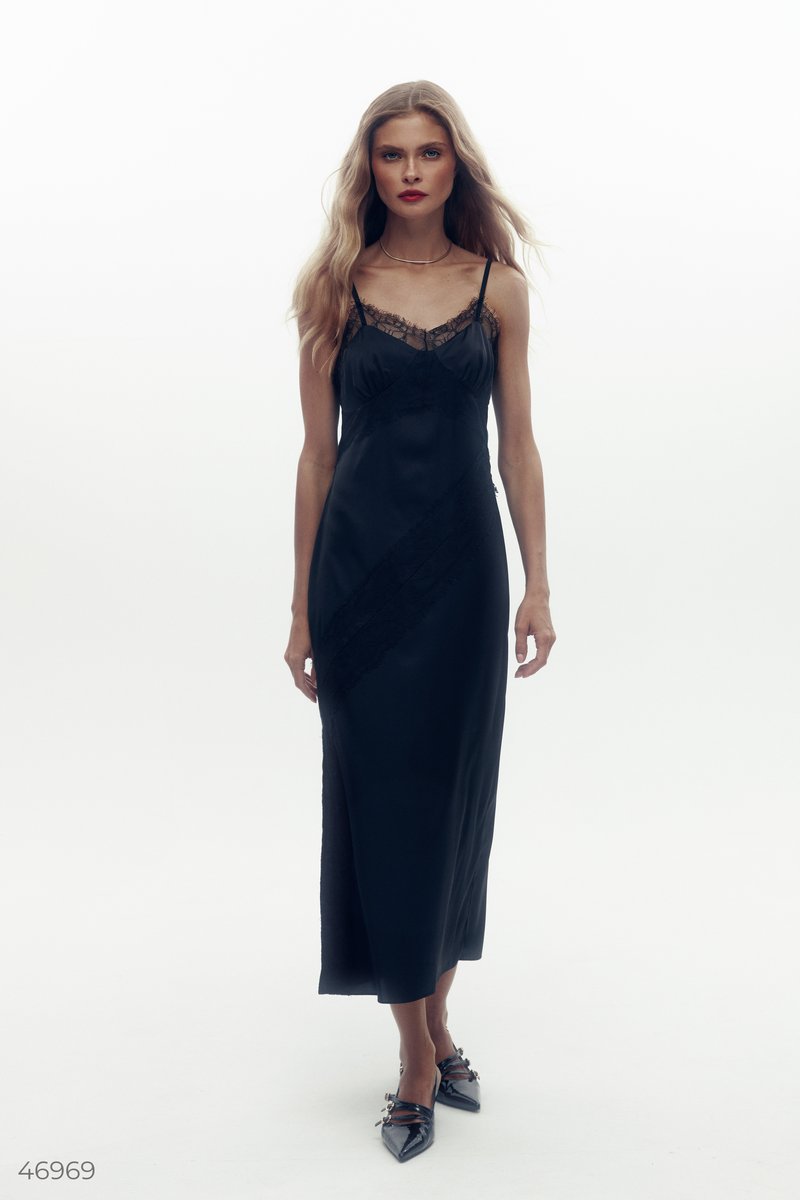 

Чорна сукня-комбінація міді з мереживом