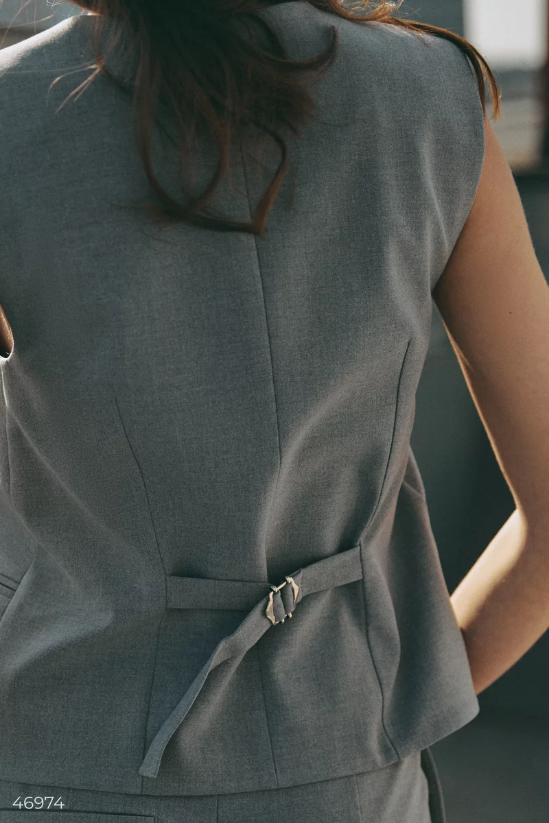 Gray waistcoat with a classic cut photo 5