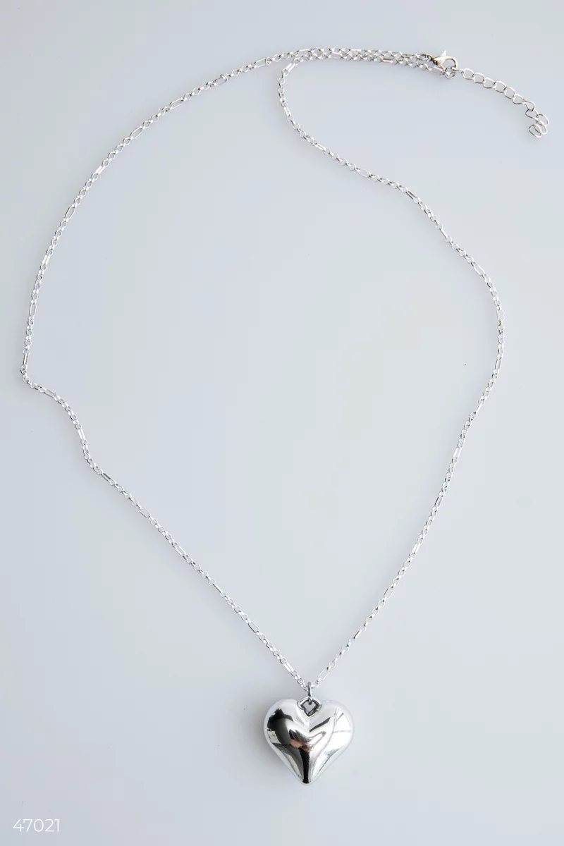Silver chain with a heart pendant photo 3