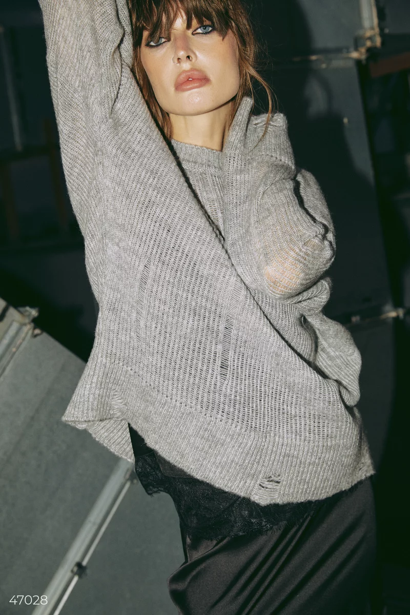 Long gray sweater with torn elements photo 3