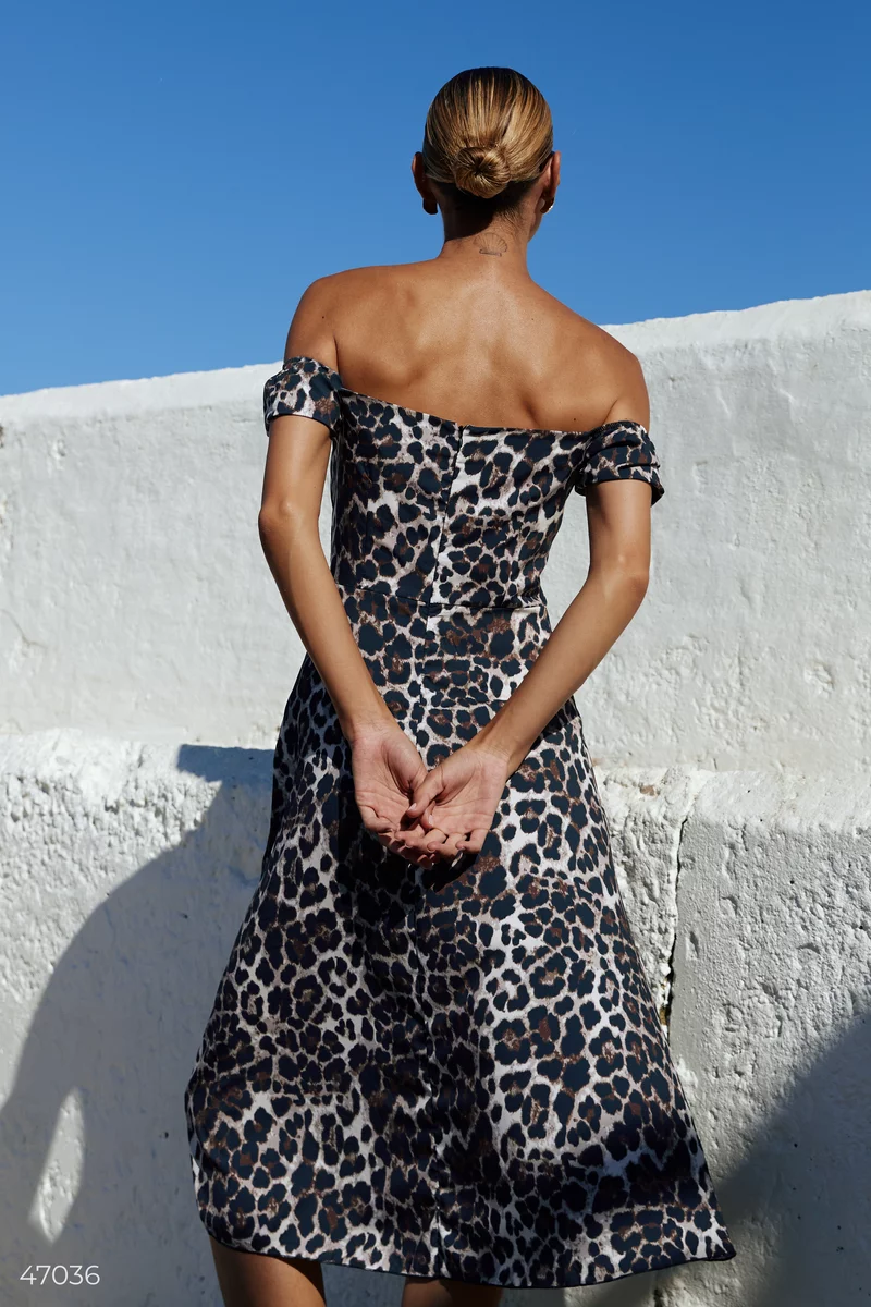 Сукня міді з леопардовим принтом фотографія 4