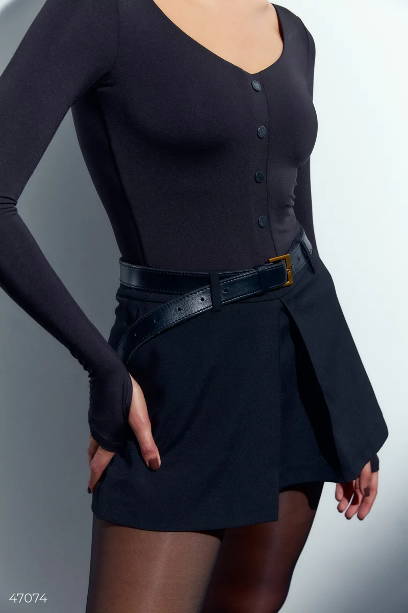 Black knitted body with buttons photo 2