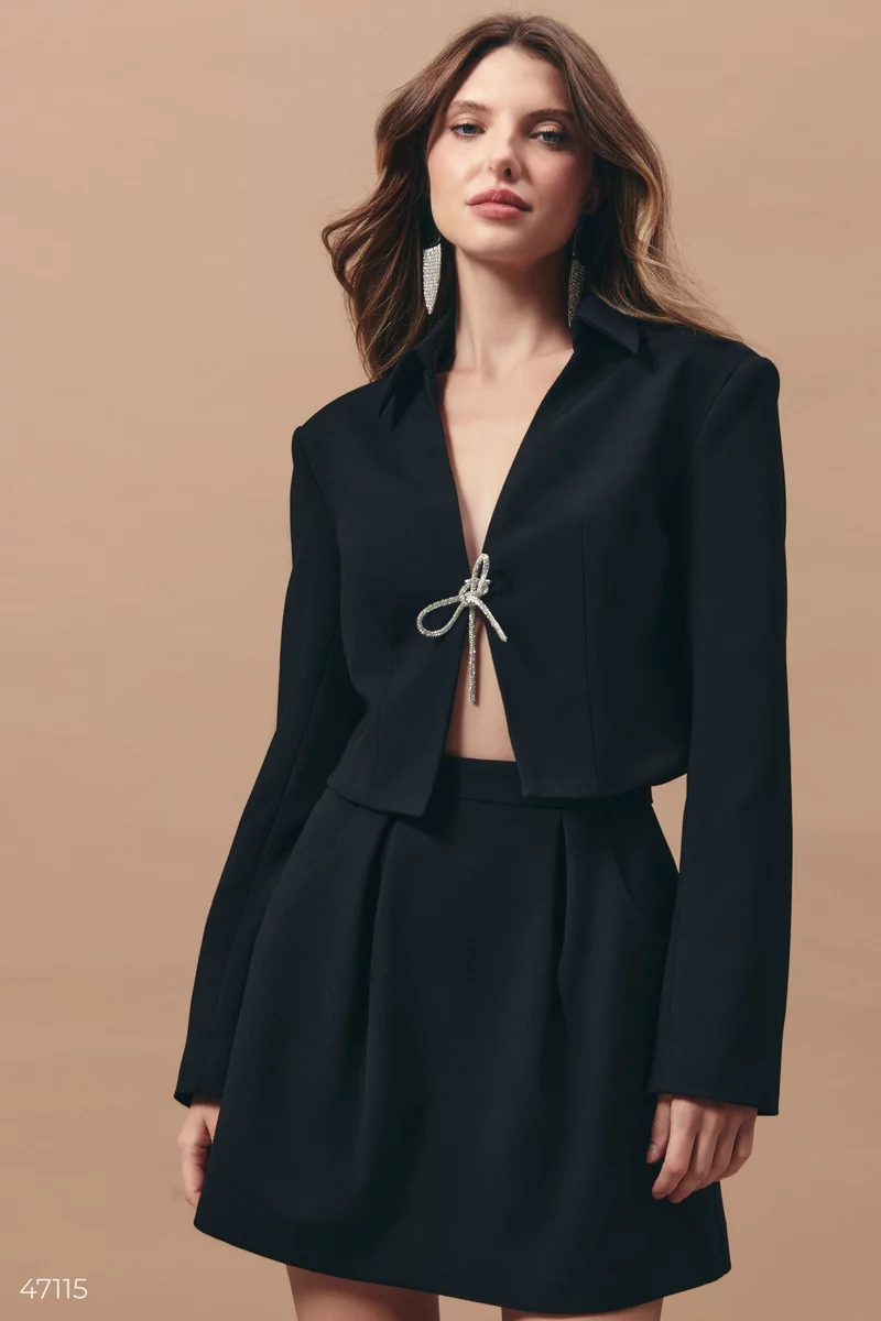 Black jacket and mini skirt suit photo 4