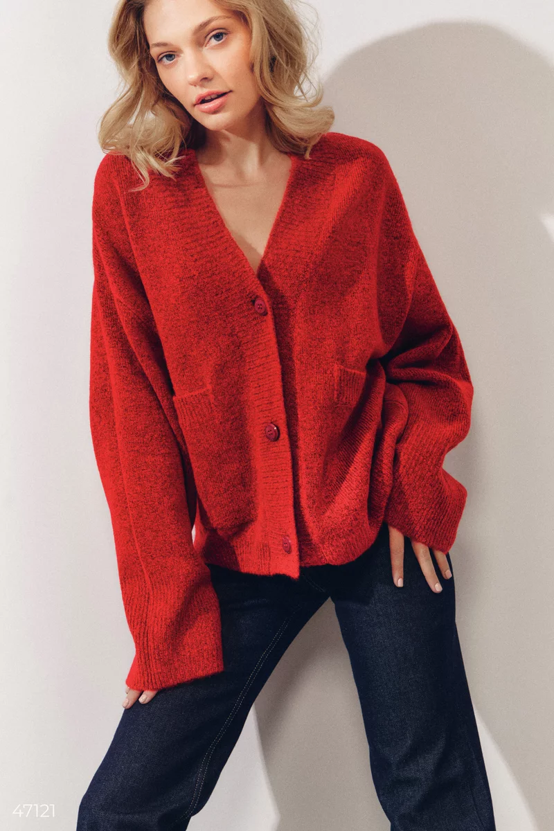 Red knitted cardigan with pockets photo 2