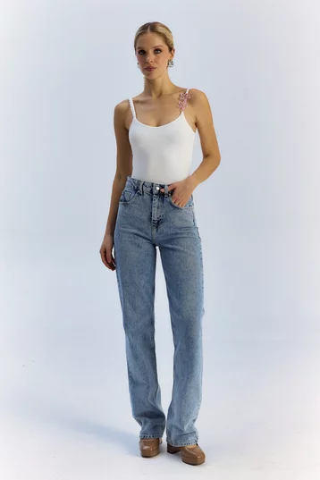 Blue straight-leg jeans