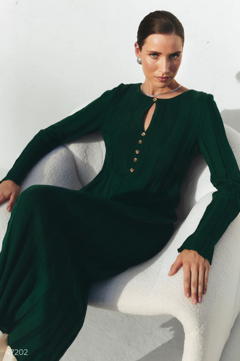 Green knitted midi dress with buttons photo 1