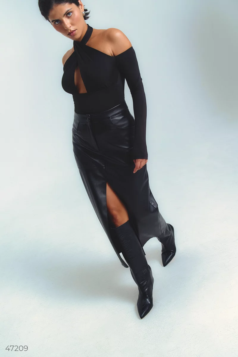 Midi leather skirt with slit photo 1