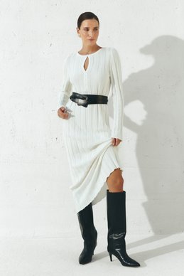 Milk knit midi dress with buttons photo 2