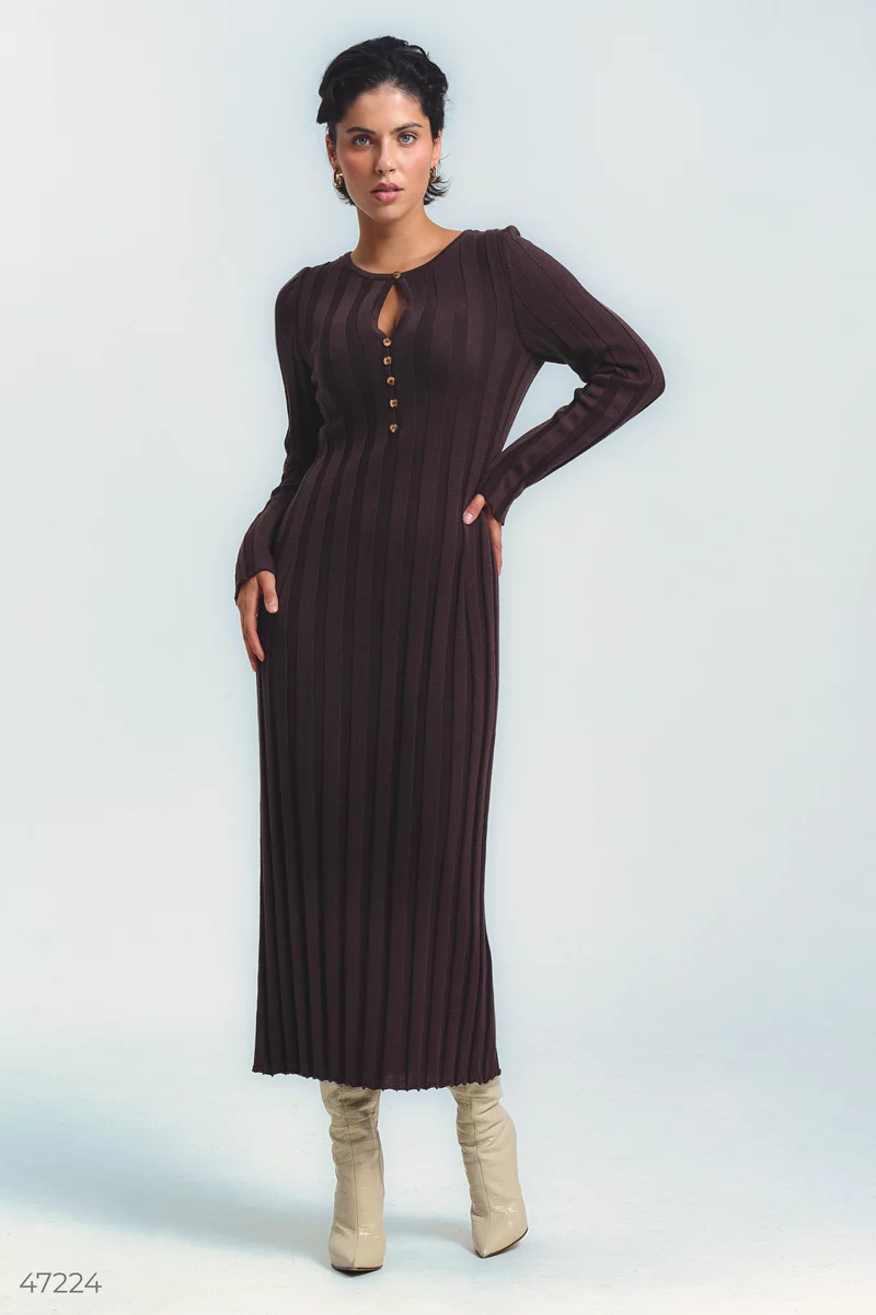 Brown knitted midi dress with buttons photo 2