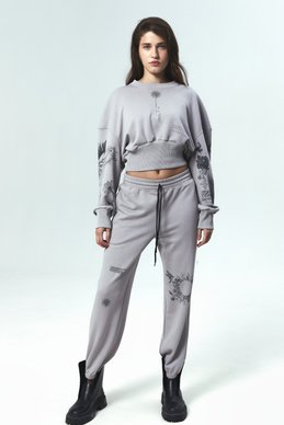 Gray joggers with Dusha print